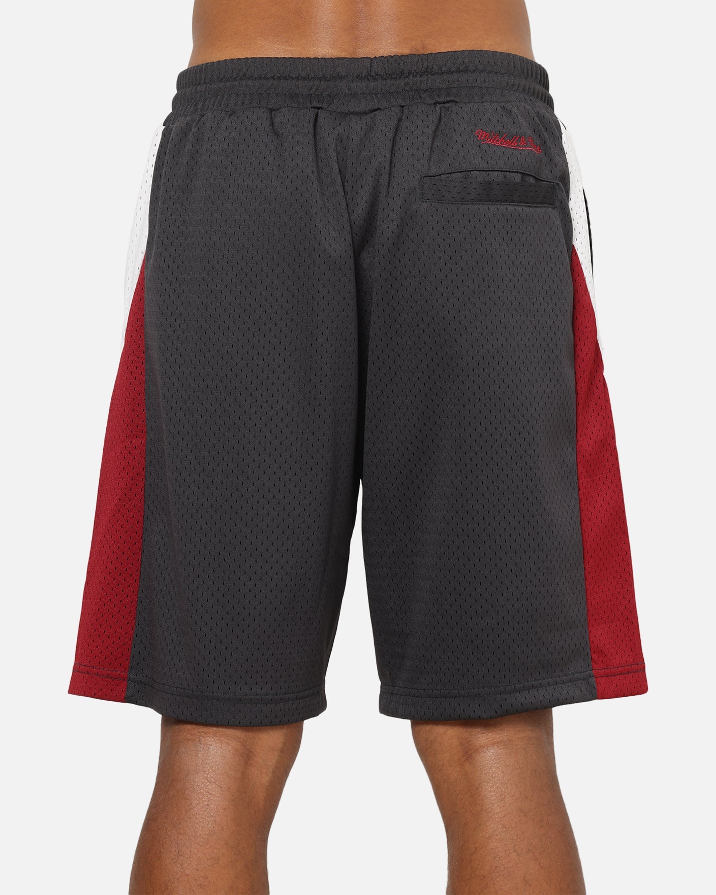Mitchell & Ness Chicago Bulls Millenium Shorts Black/Red