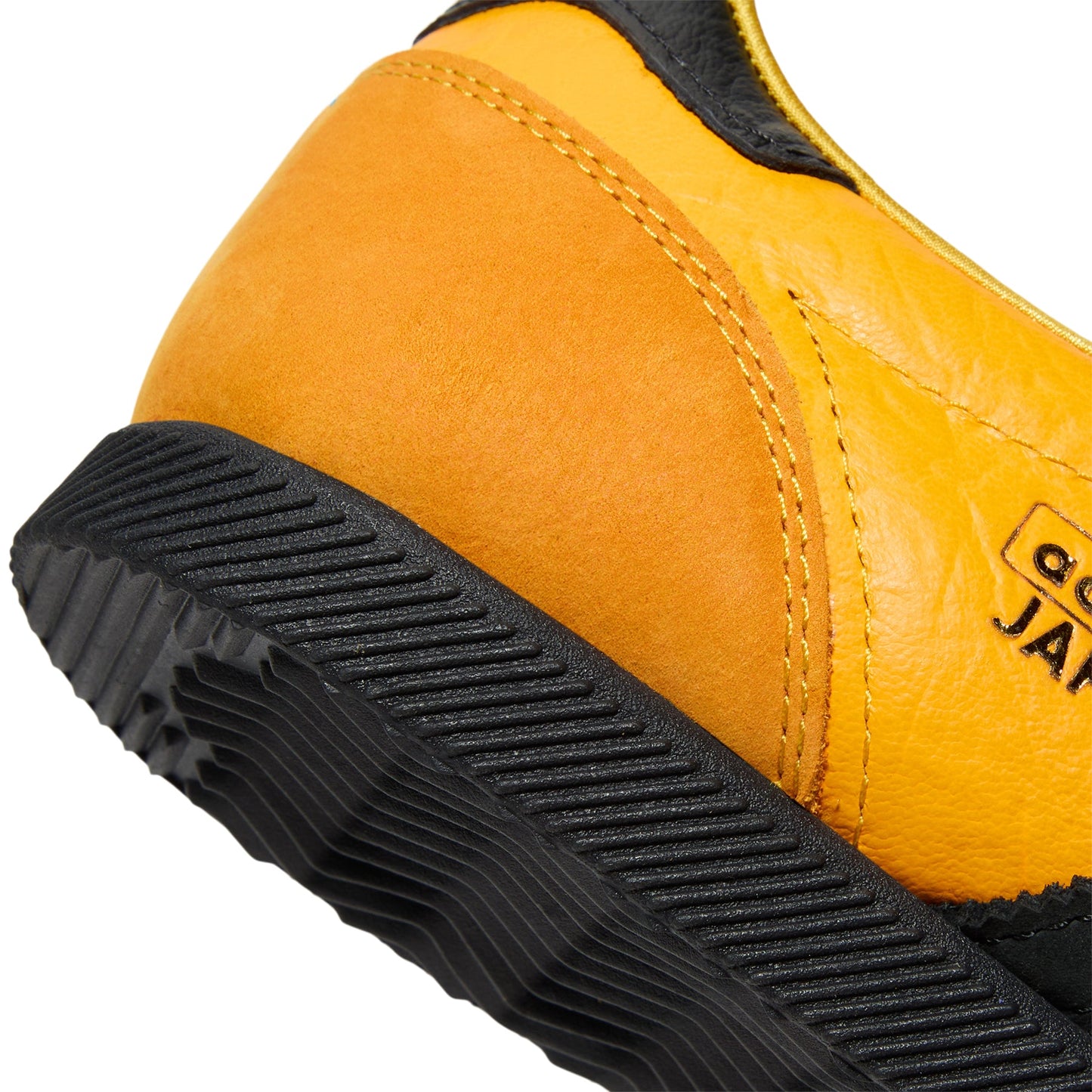 Adidas Japan (CREYEL,CBLACK,GOLDMT)