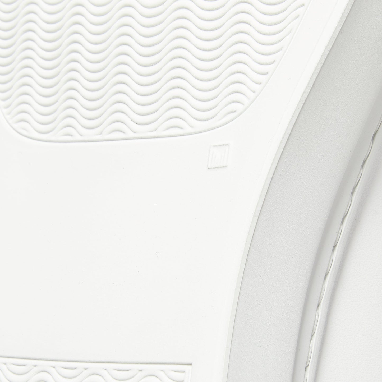 Common Projects Original Achilles Low (White)