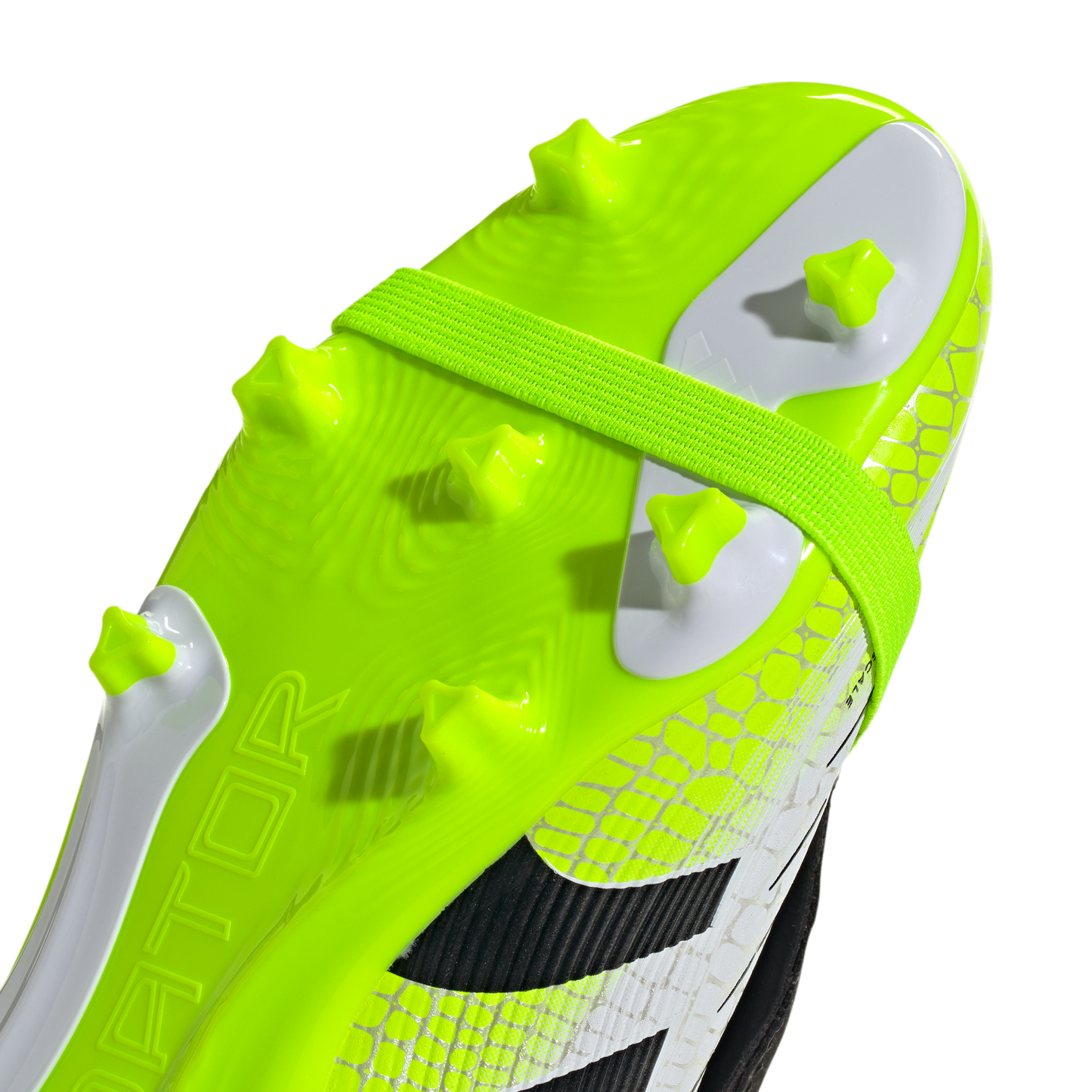 adidas Predator League FG/MG Soccer Cleats