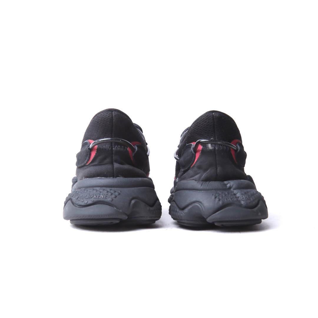 ADIDAS OZWEEGO