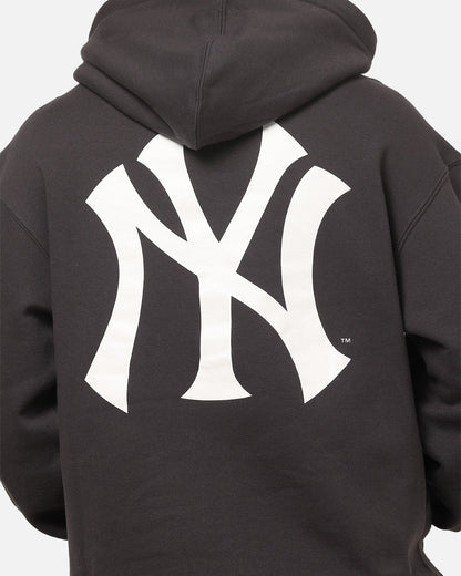 Majestic Athletic New York Yankees Everteam Logo Hoodie Washed Black