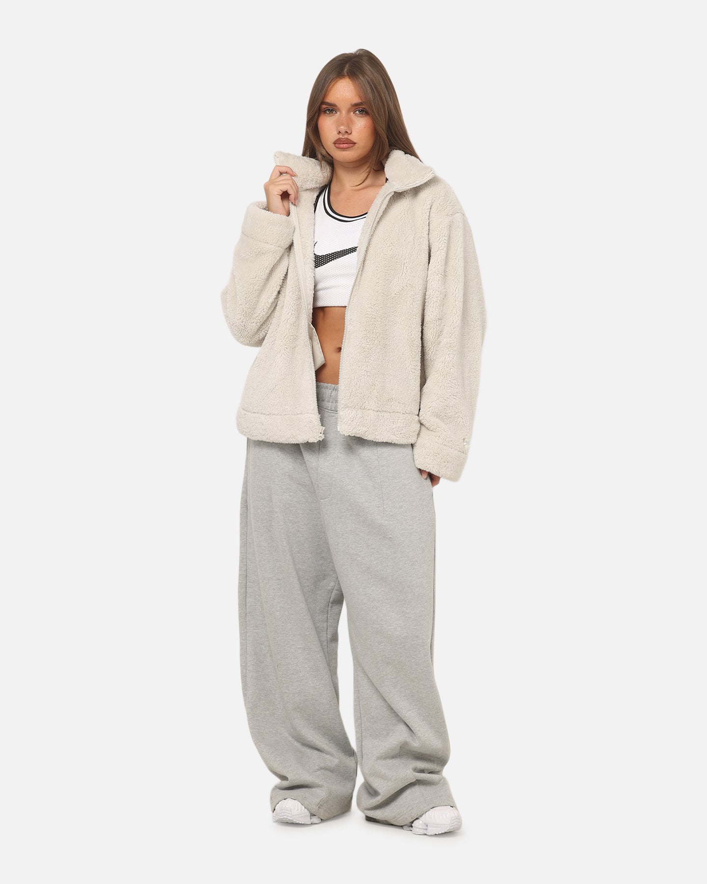 Nike Women's Sportswear Essential High-Pile Fleece Jacket Light Bone