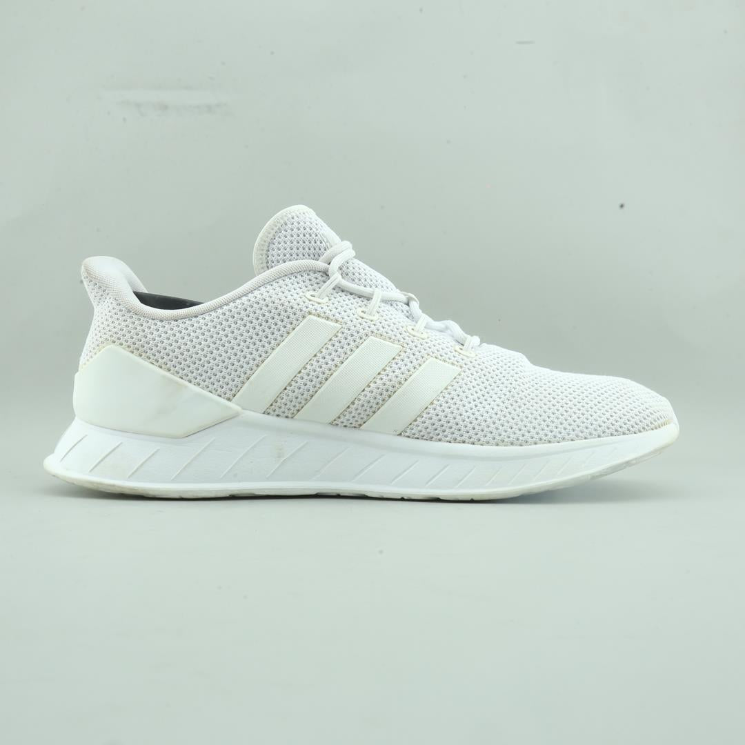 ADIDAS  QUESTAR FLOW NXT