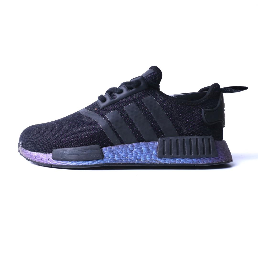 ADIDAS  NMD R1