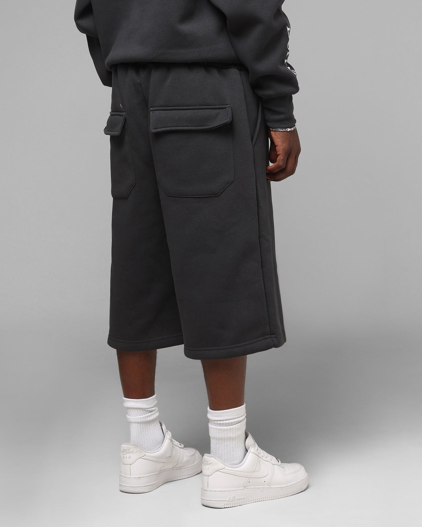 Loiter Hybrid Shorts Charcoal