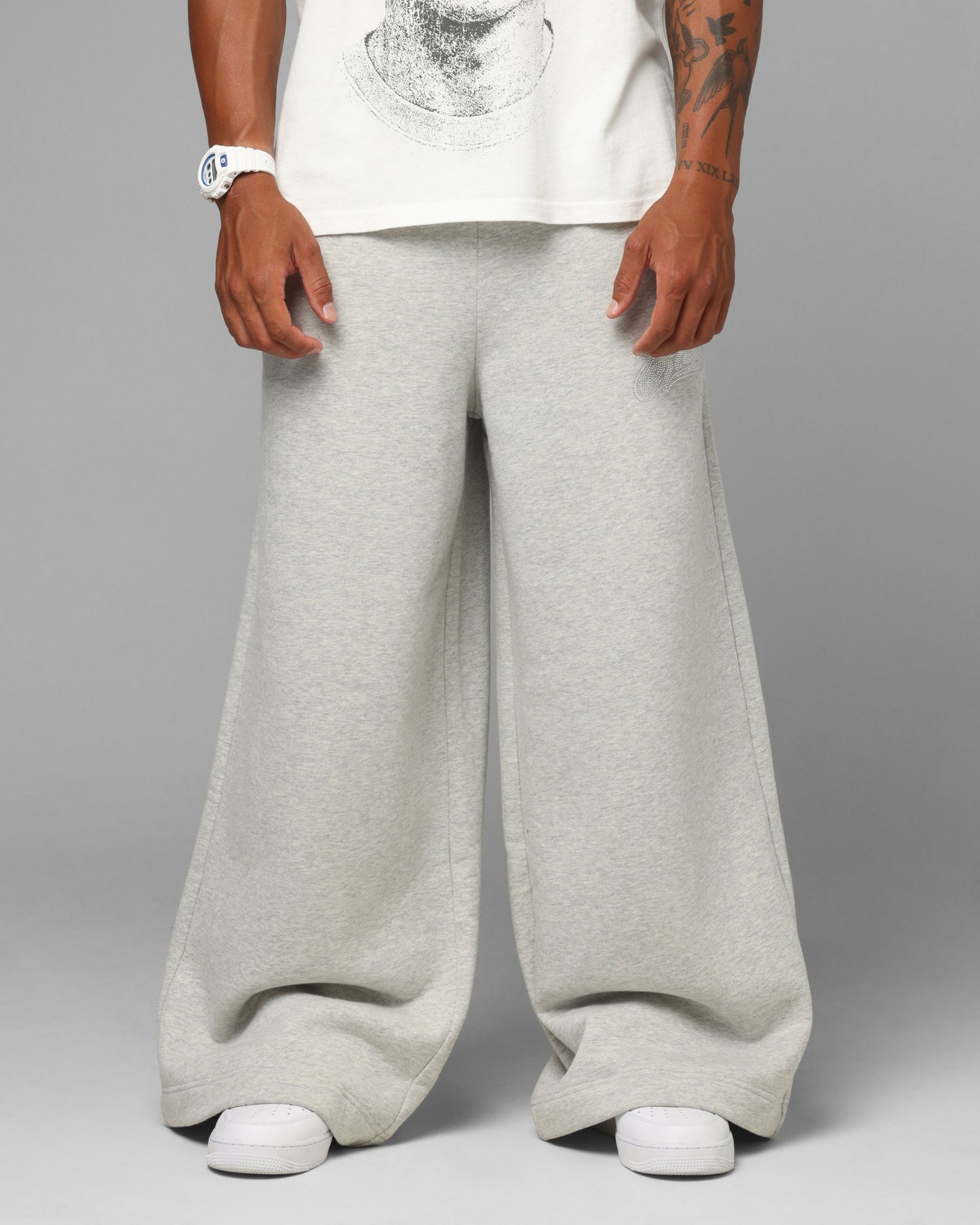 Loiter Weezy Ultra Wide Sweatpants Grey