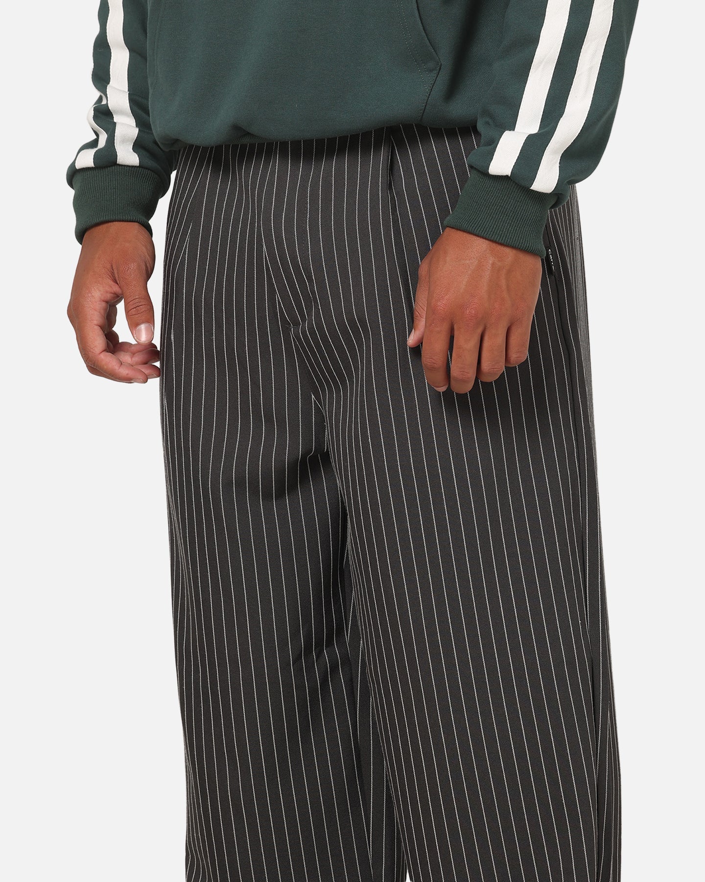 Carre Heritage Pleated Pants Black Pinstripe