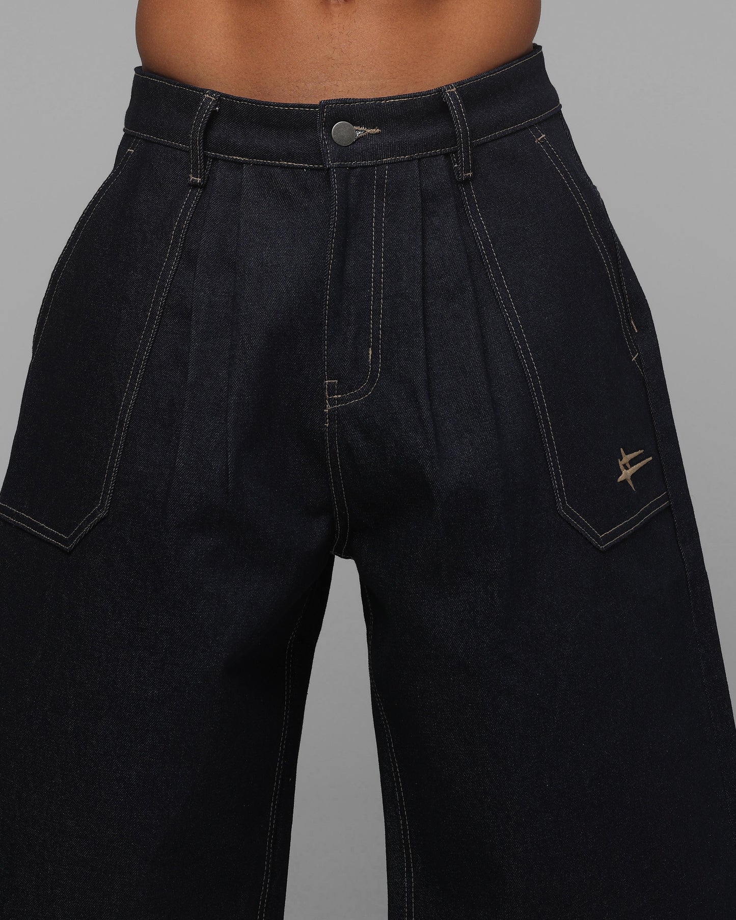 Loiter Shibuya Pleated Jorts Indigo