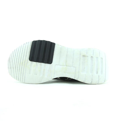 ADIDAS  RACER TR21