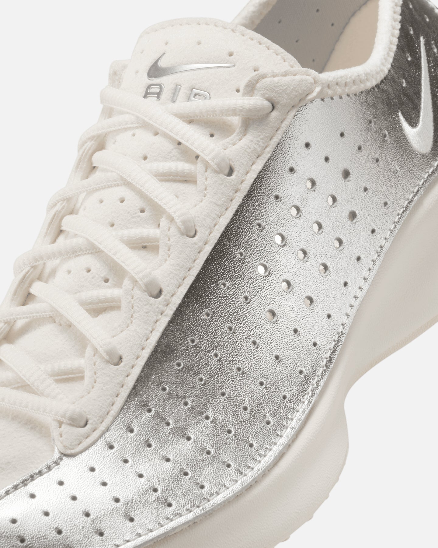 Nike Women's Air Superfly Pale Ivory/Metallic Silver