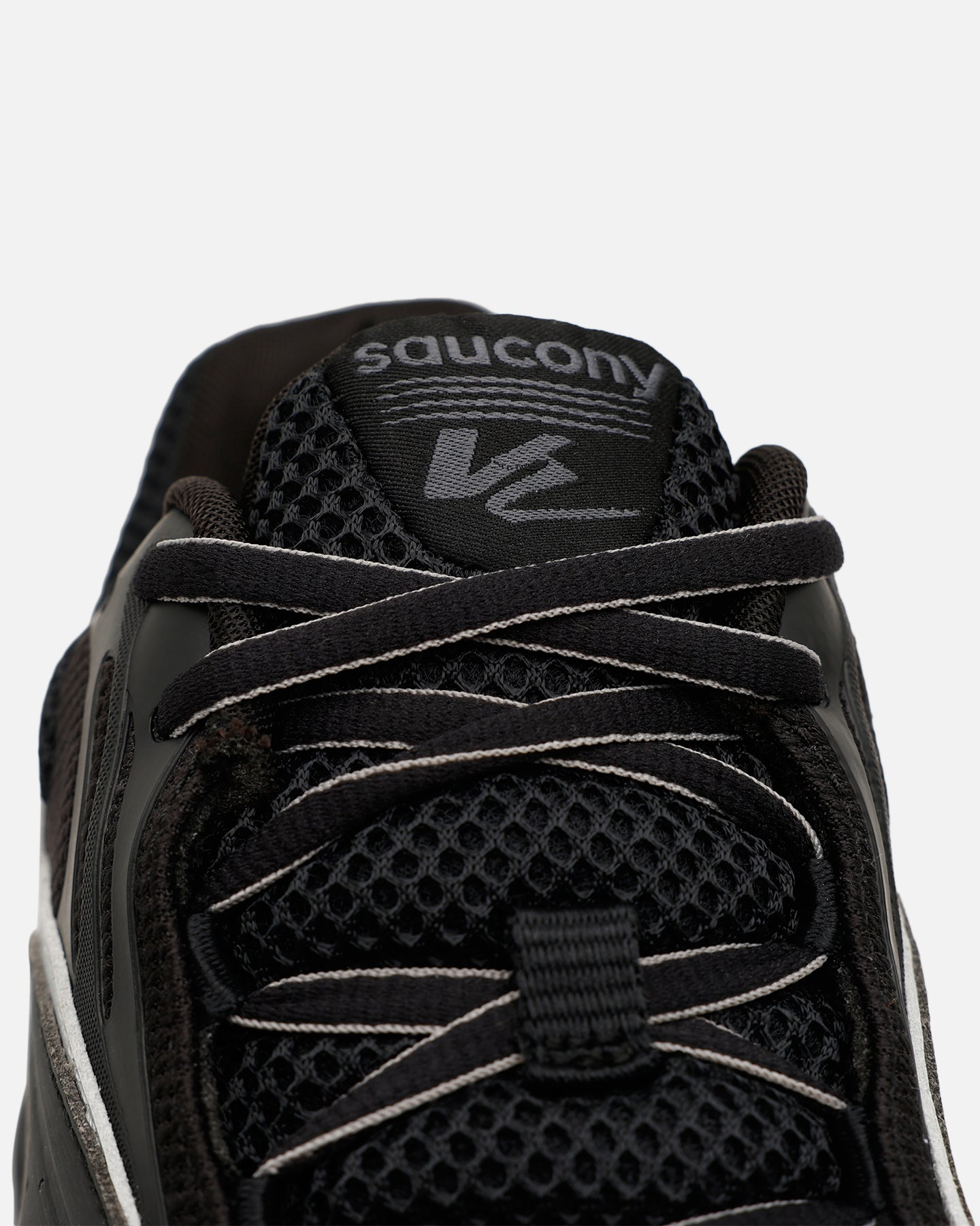 Saucony ProGrid V2 Black/Silver