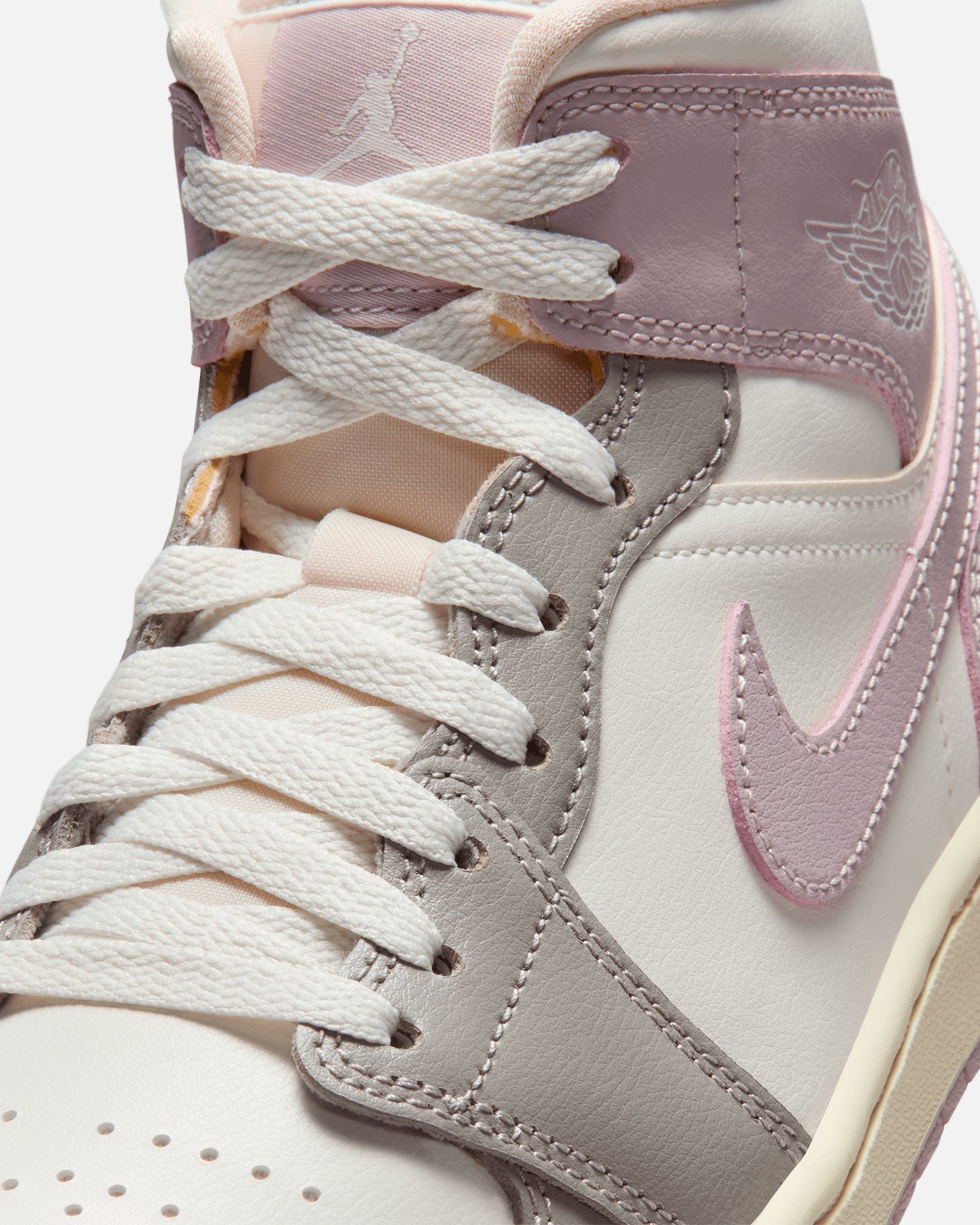 Jordan Women's Air Jordan 1 Mid Sail