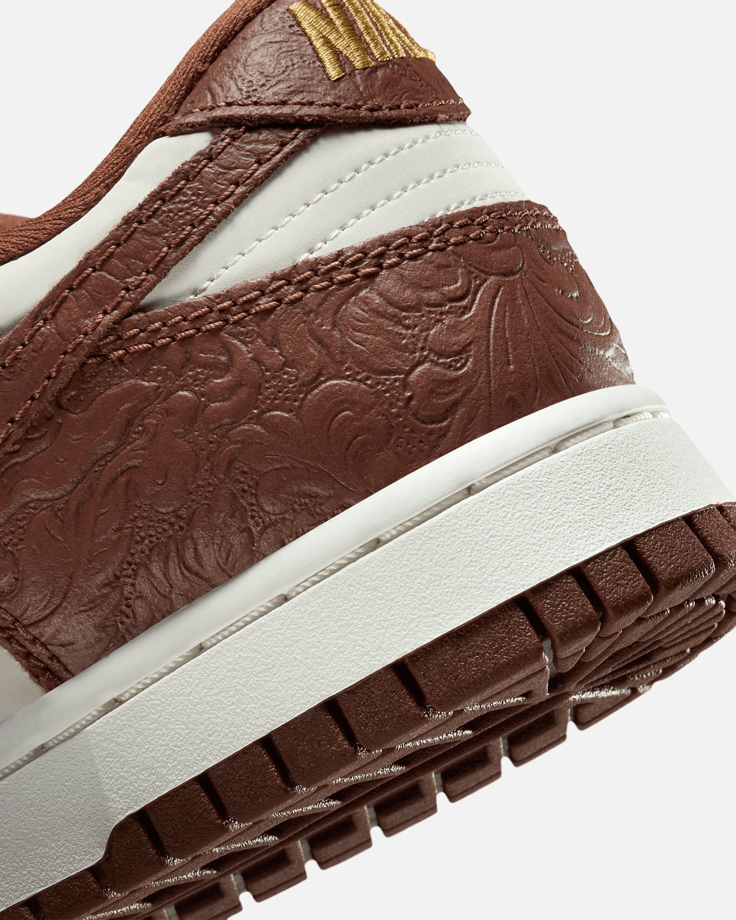 Nike Women's Dunk Low Sail