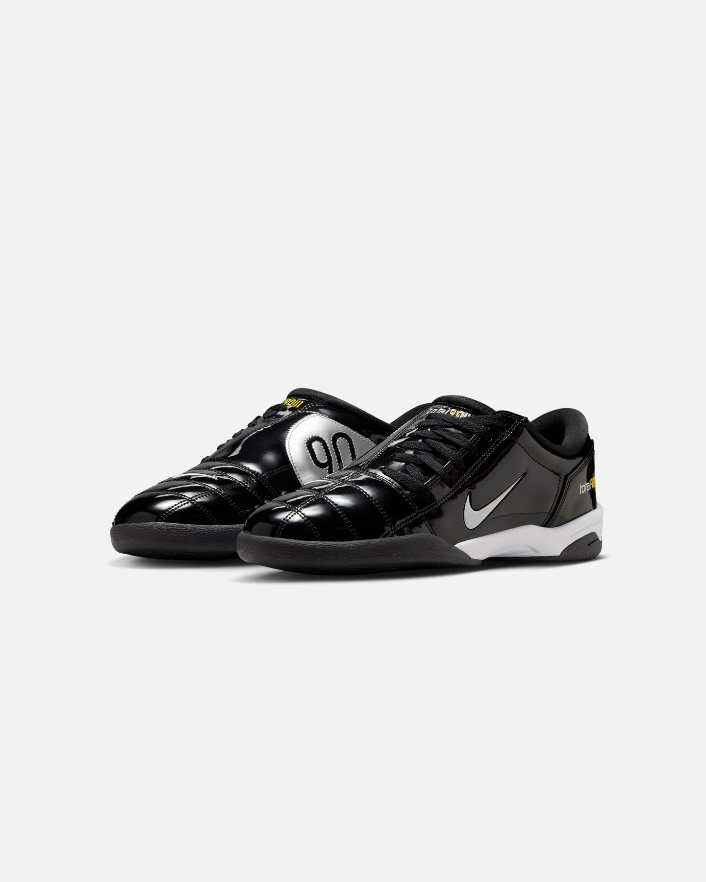 Nike Total 90 SP Black/White