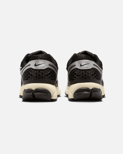 Nike Zoom Vomero 5 Black/Chrome/White