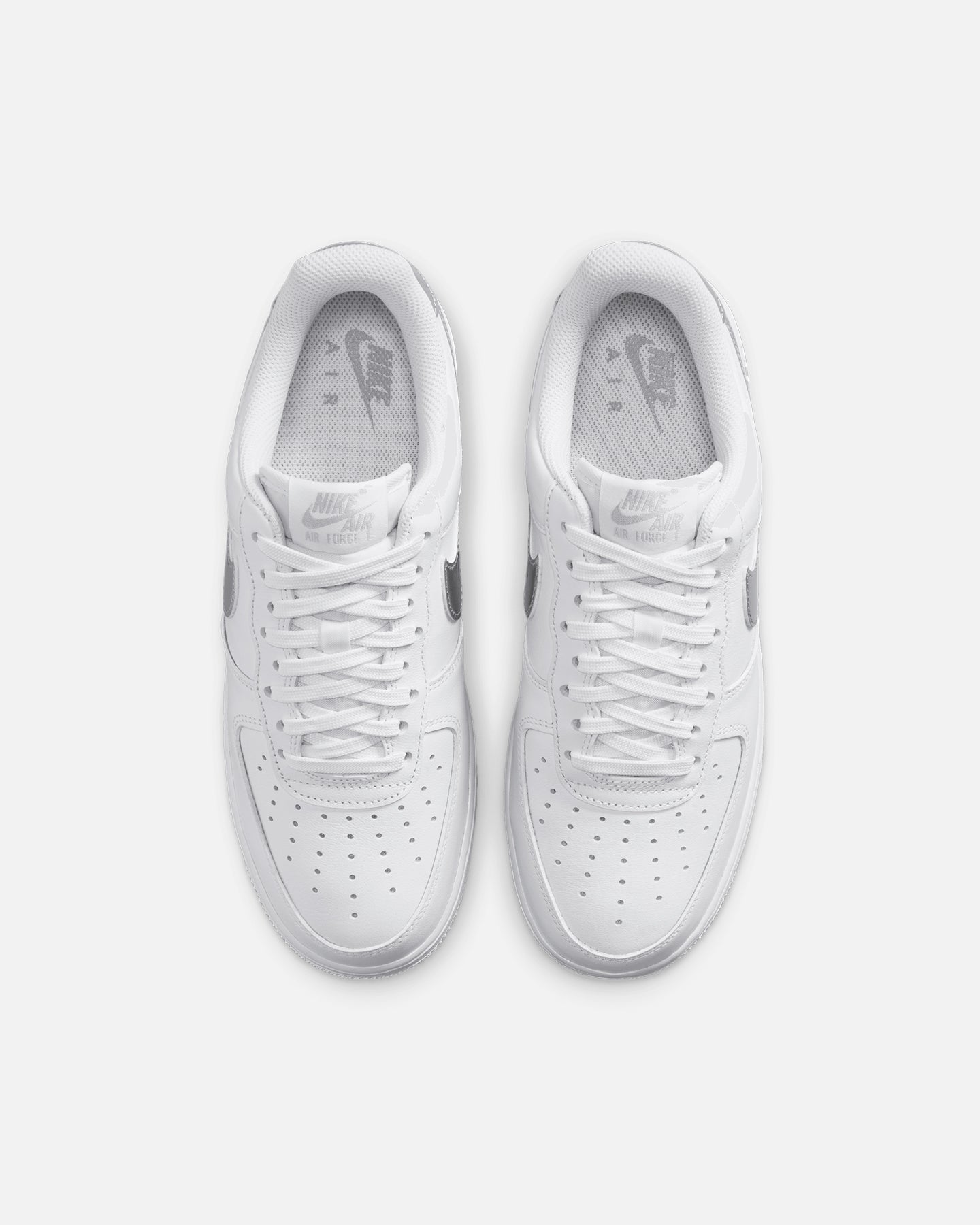 Nike Women's Air Force 1 '07 SE White/Metallic