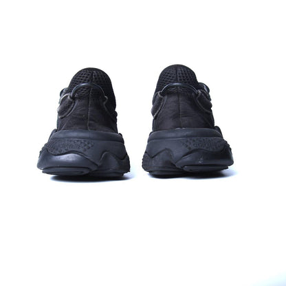 ADIDAS  OZWEEGO