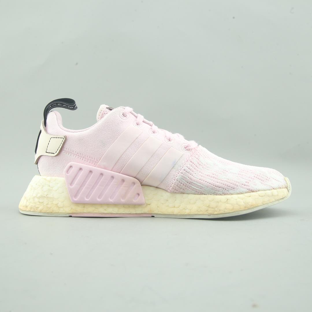 ADIDAS  NMD R2