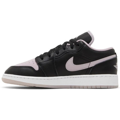 Jordan 1 Low SE Black Iced Lilac (GS)