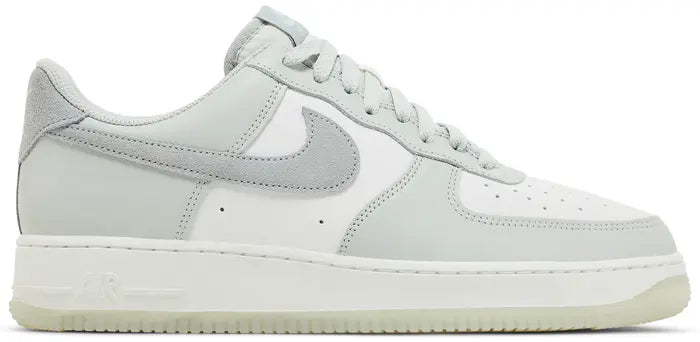 Nike Air Force 1 '07 Light Silver Pumice