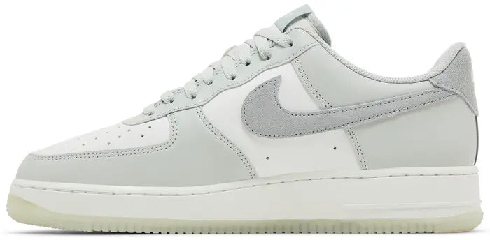 Nike Air Force 1 '07 Light Silver Pumice