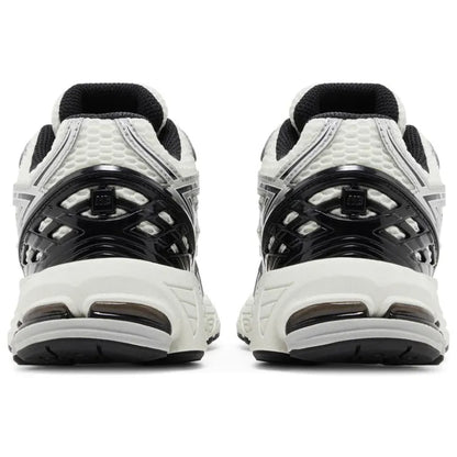 New Balance 1906R Silver Metallic Black (GS)