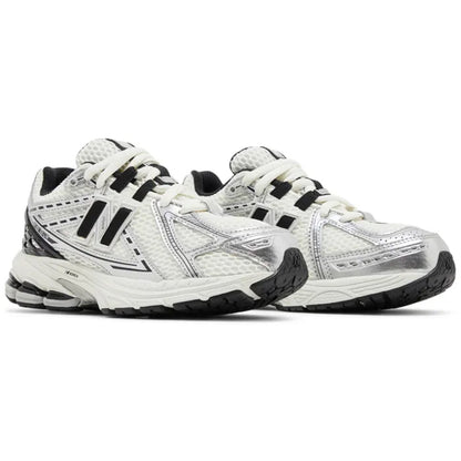 New Balance 1906R Silver Metallic Black (GS)