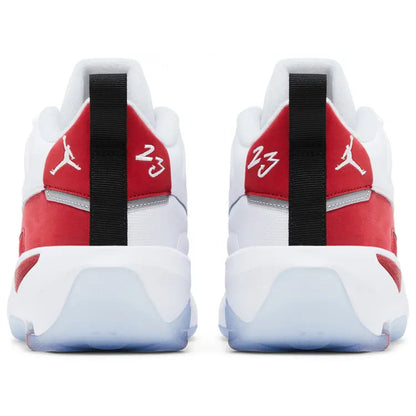 Jordan Max Aura 7 White Gym Red Black