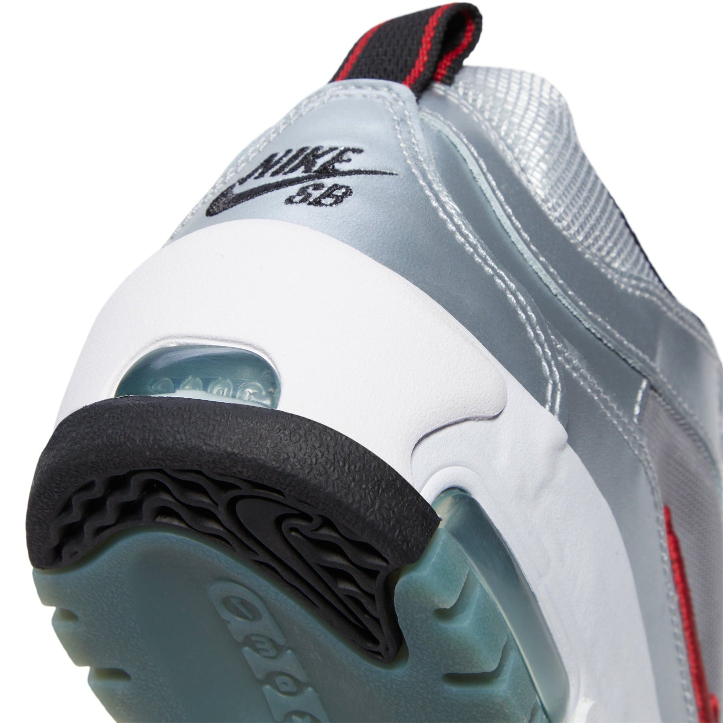 Nike Air Max Ishod PRM (Metallic silver/Varsity red)