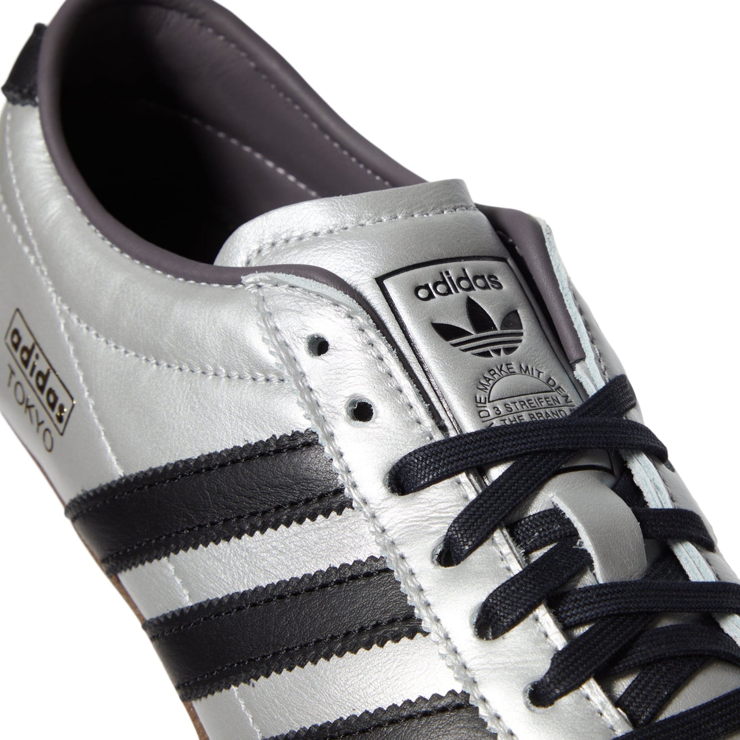 Adidas Tokyo Decon (SILVMT,CBLACK,GUM5)