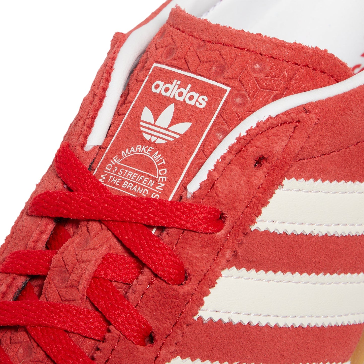 Adidas Gazelle LO Pro (BETSCA/FTWWHT/GUM3)