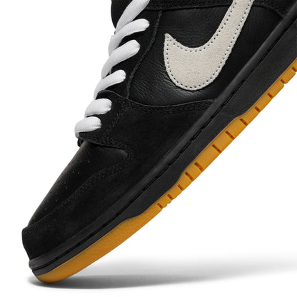 Nike SB Dunk Low Pro (Black/White/Gum light brown)
