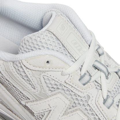 New Balance 740 (Grey)