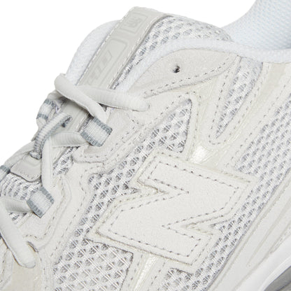 New Balance 740 (Grey)