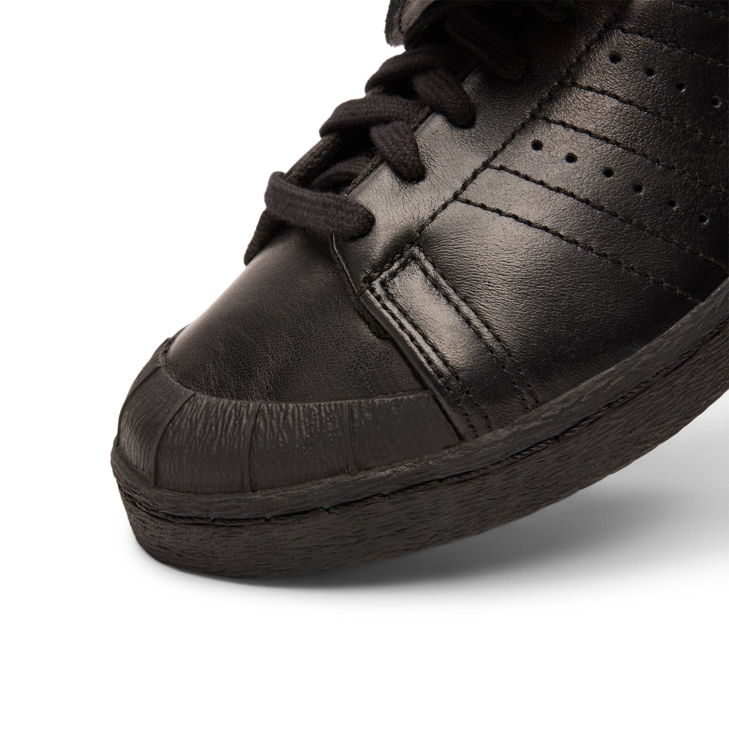 Adidas Chavarria Jabbar Low (CBLACK/CBLACK/GOLDMT)