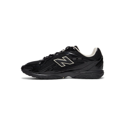 New Balance 204 (Black Timberwolf)