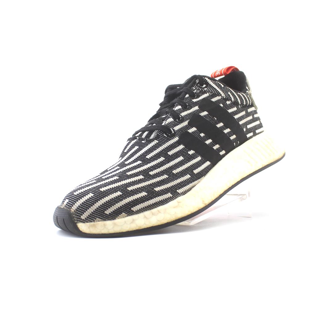 ADIDAS  NMD R2