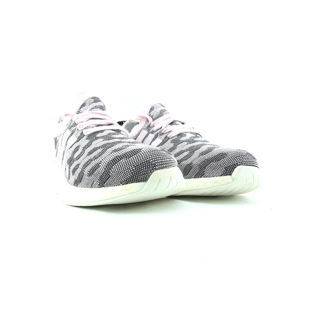 ADIDAS  NMD R2