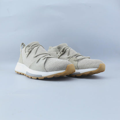 ADIDAS  QUESA