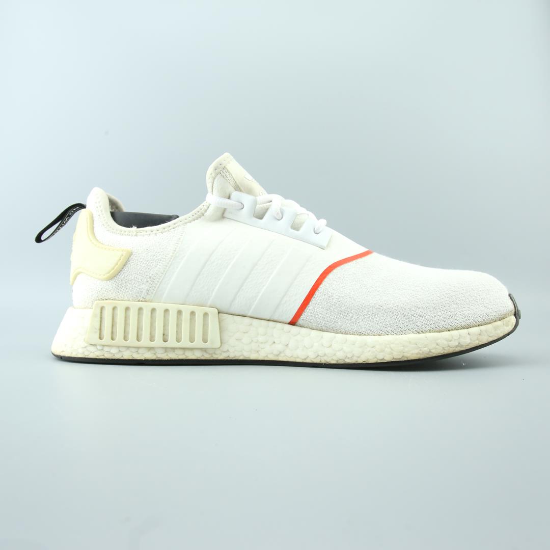 ADIDAS  NMD_R1