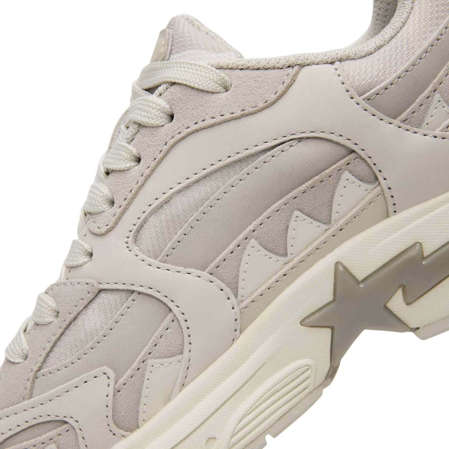 A Bathing Ape Bape Shark STA #1 M2 (White)