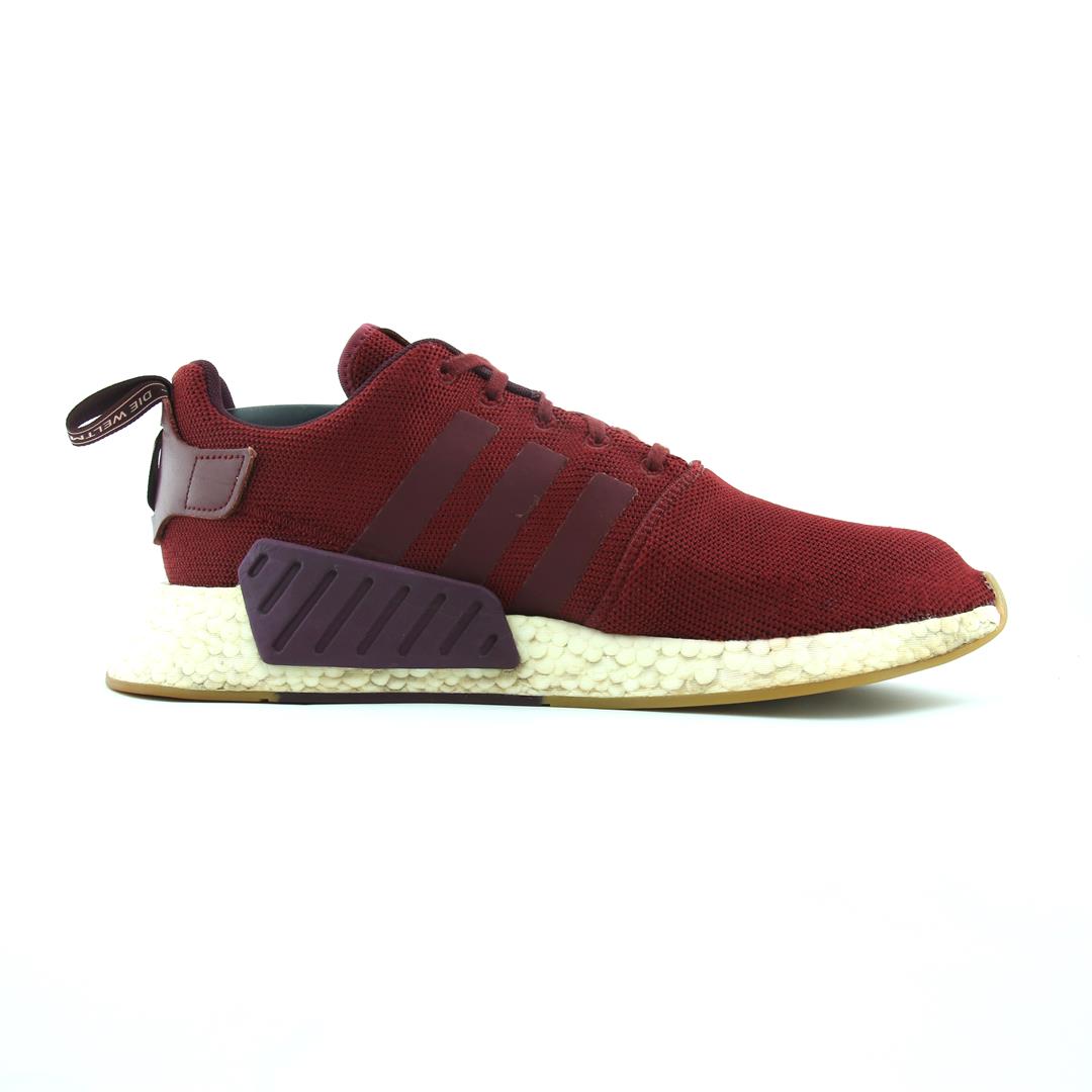 ADIDAS  NMD_R2