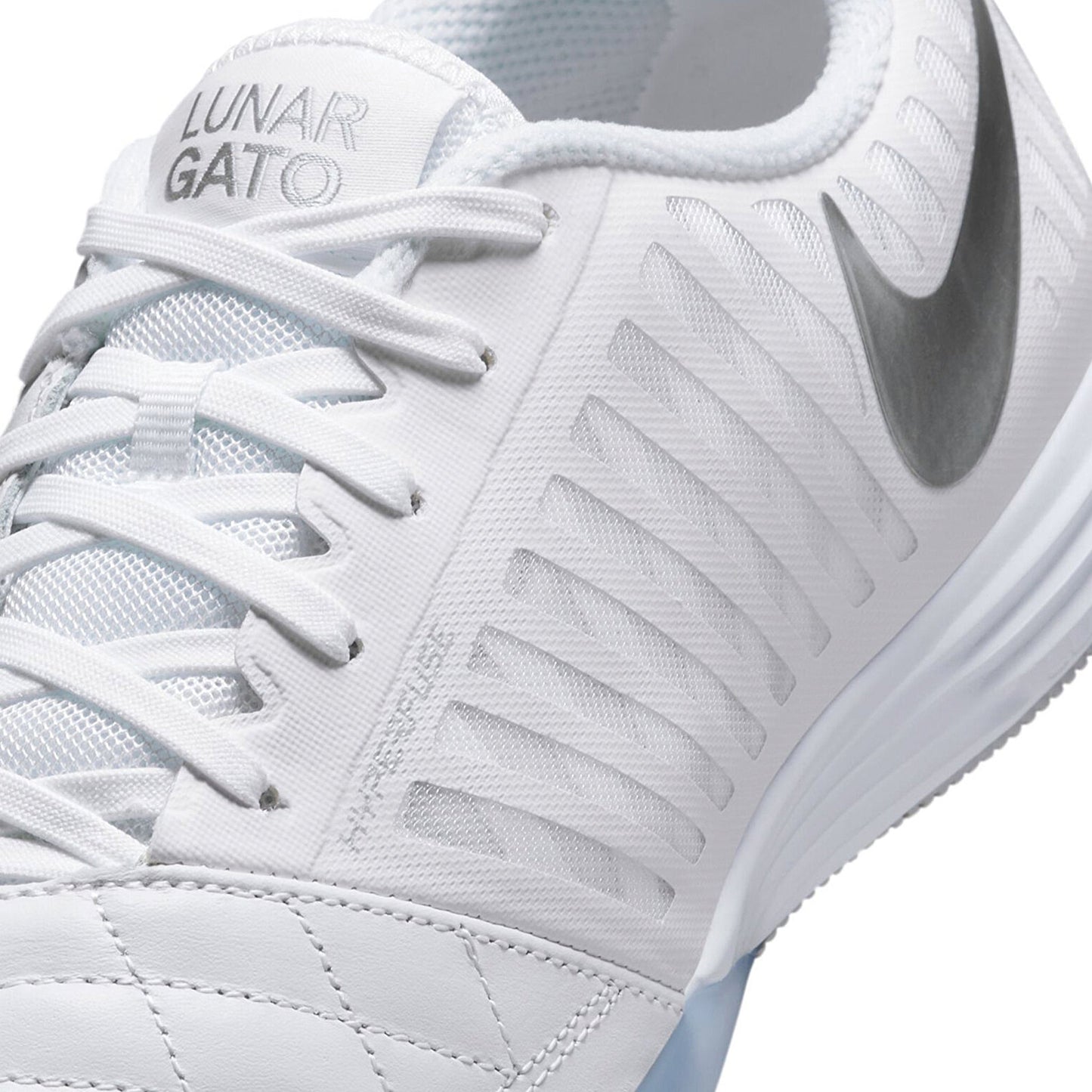 Nike Lunargato II Indoor Soccer Cleats