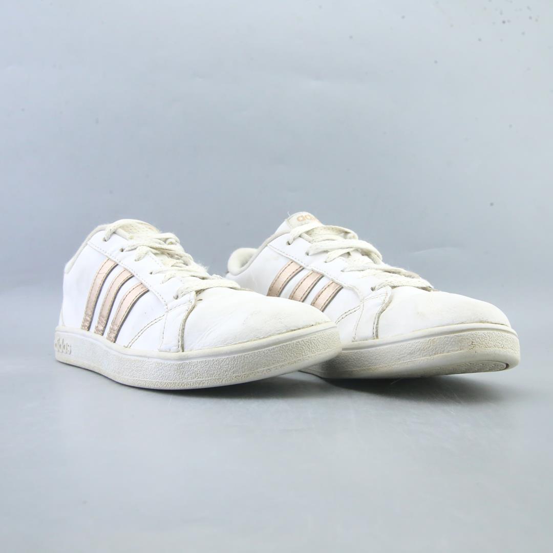 ADIDAS  BASELINE