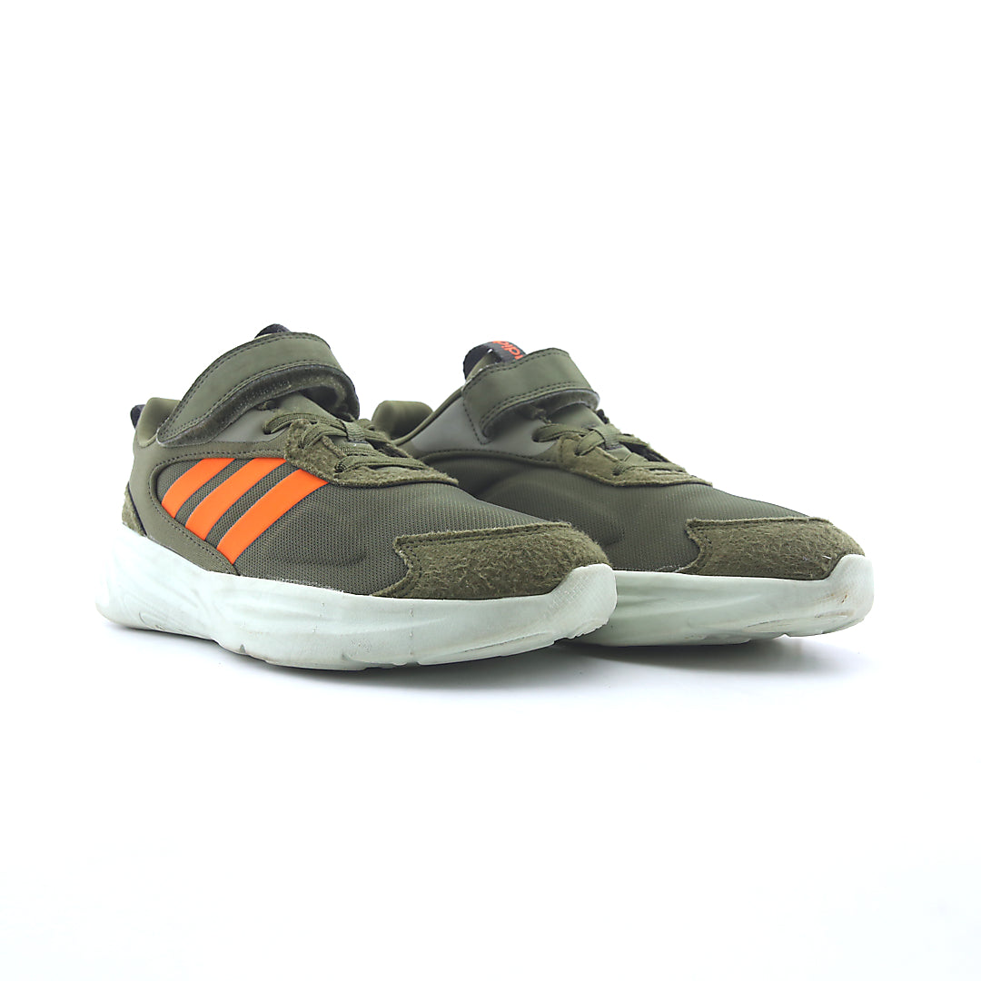 ADIDAS  OZELLE 'FOCUS