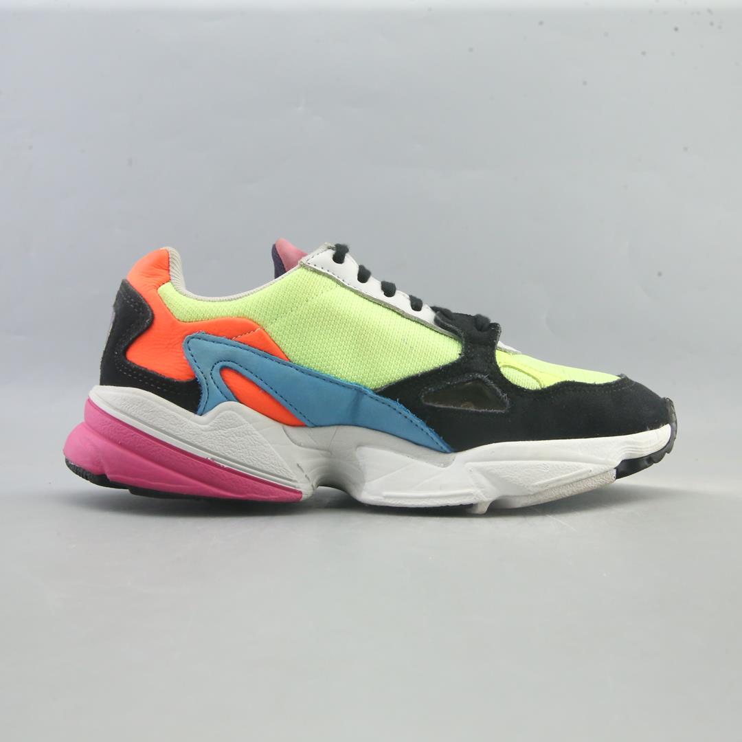 ADIDAS  FALCON