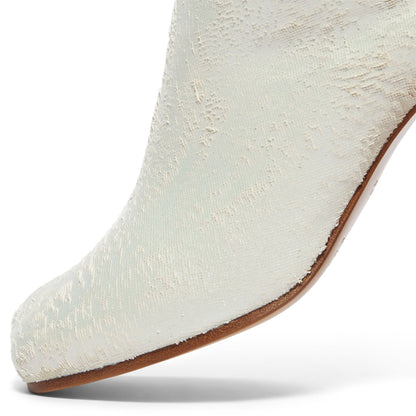 Maison Margiela Tabi Ankle Boots H60 (White Pearly)