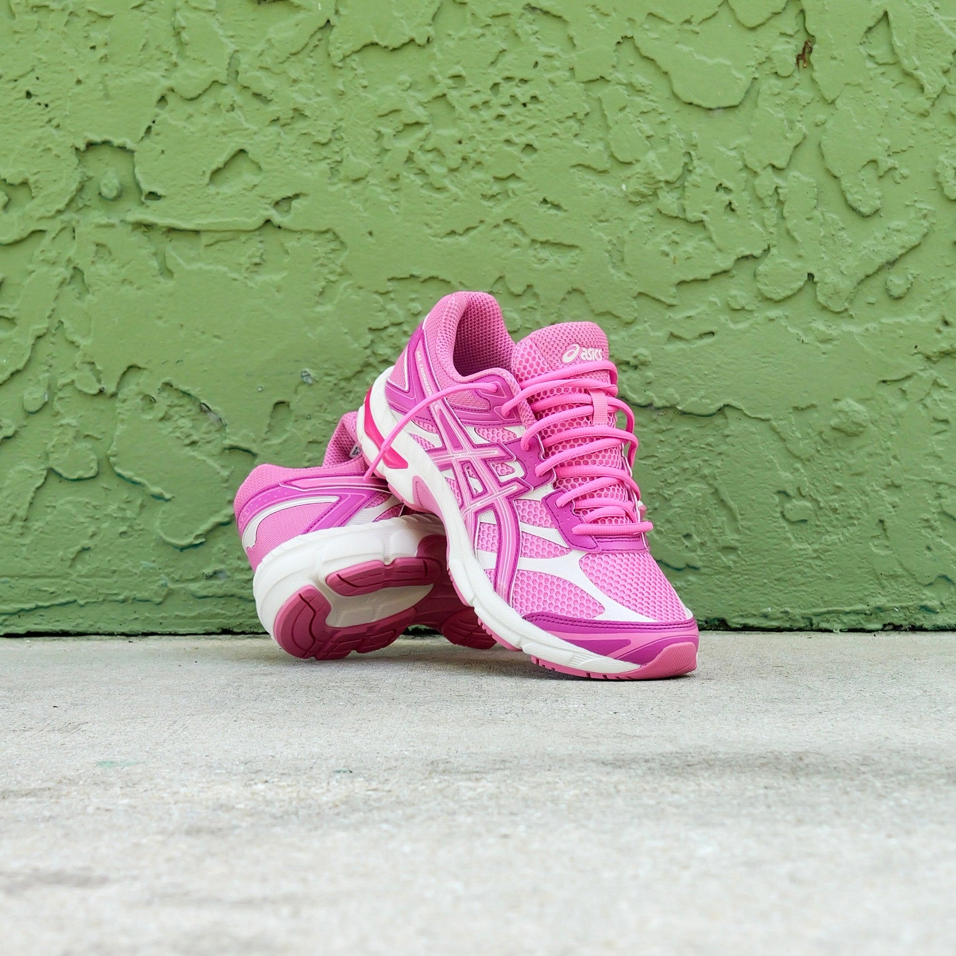 Asics Gel-Cumulus 16 Grade School (Dragon Fruit)
