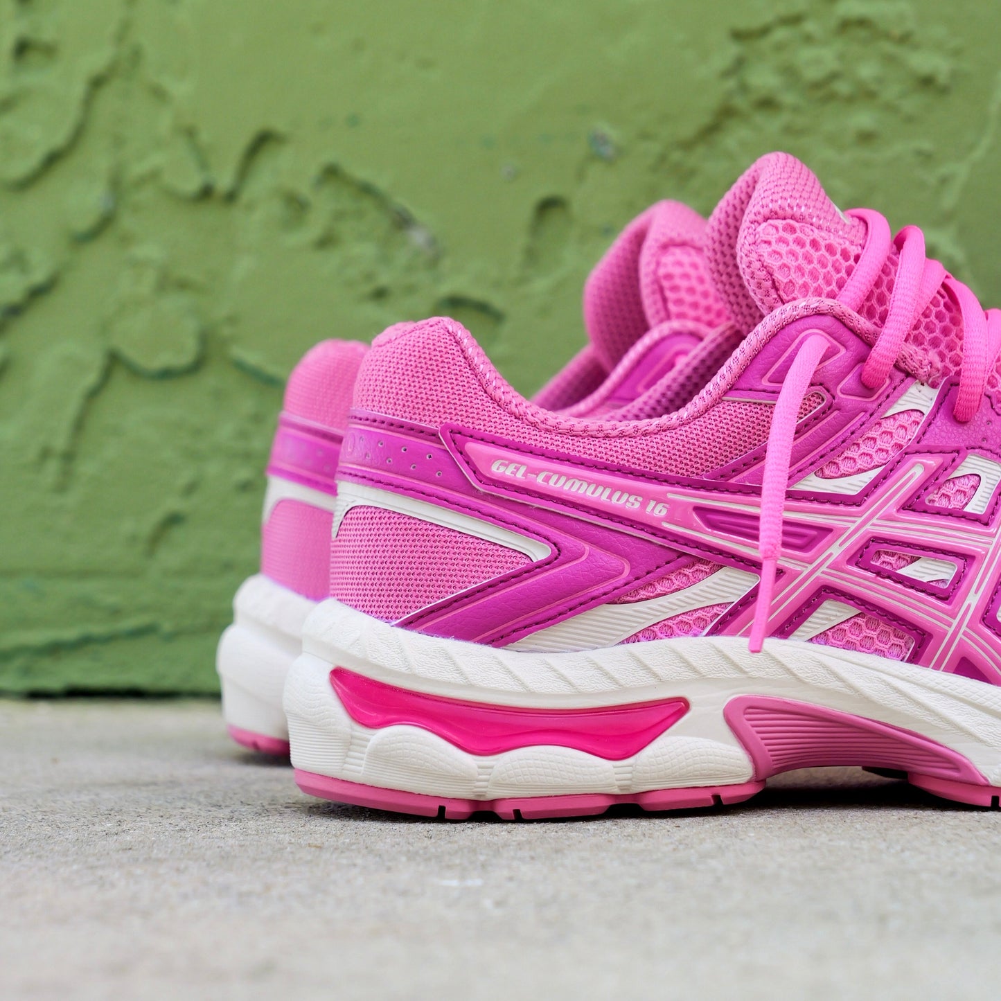 Asics Gel-Cumulus 16 Grade School (Dragon Fruit)
